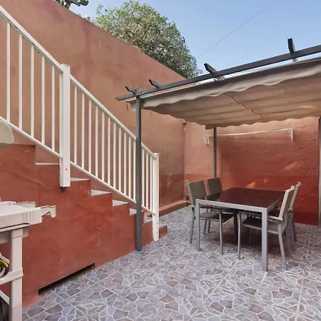 Trebol Apartment *
